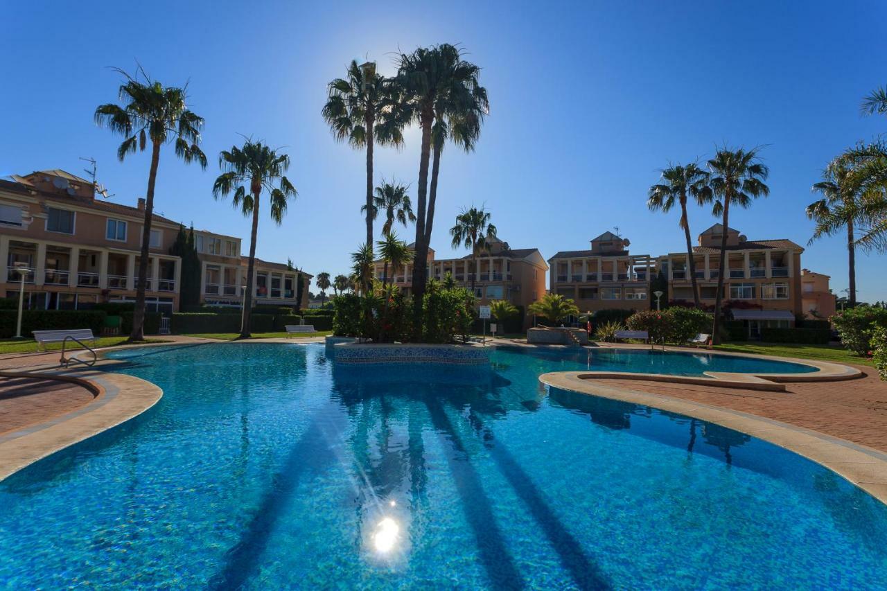 Apartamento Playa Con Piscina Y Terraza En Urbanizacion De Lujo Denia Ngoại thất bức ảnh